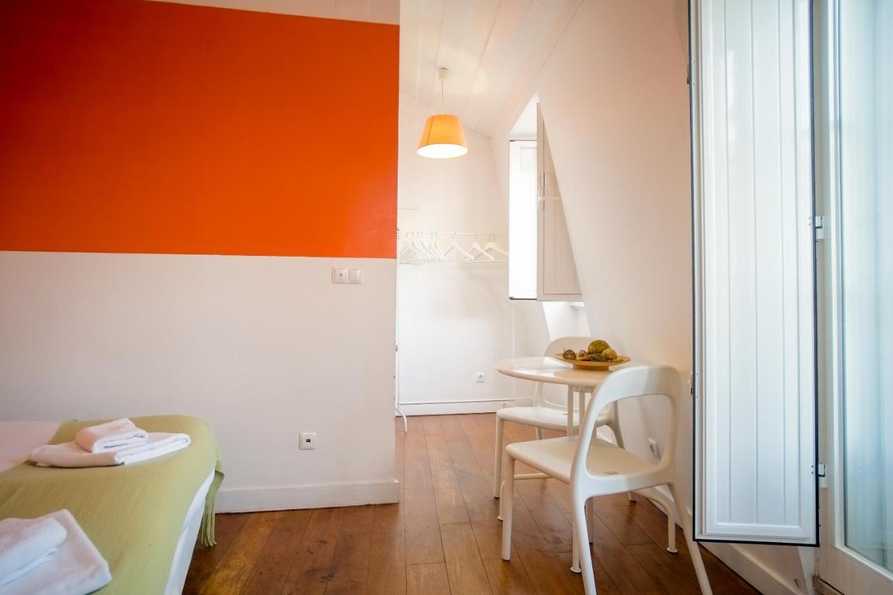Lisbon Alfama S. Pedro Typical Apartment Bagian luar foto
